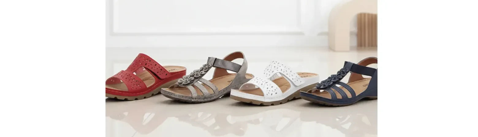 Preis- / Leistungssieger - Sandalen und Pantoletten in einem beigen Setting
